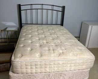 389 kingkoilfullsizebedframeoncasters