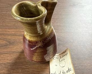 211 handcraftedmarkofthepotteroillamp