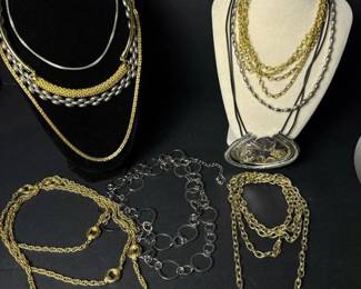 618 mixedsilverandgoldtonecostumejewel