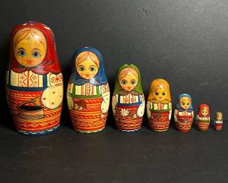 063 traditionalhandpaintedfloralrussian