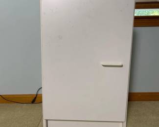 386 whitestoragecabinetwithadjustablesh