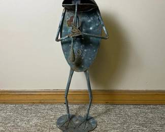 455 whimsicalmetalfroggardensculpturewi