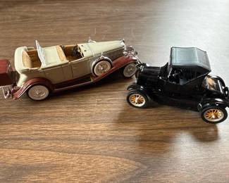 184 1932cadillacphaetondiecast1925ford