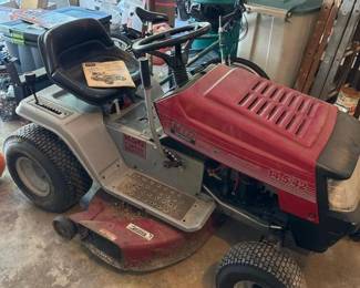 612 mtdyardmachinesridinglawntractor