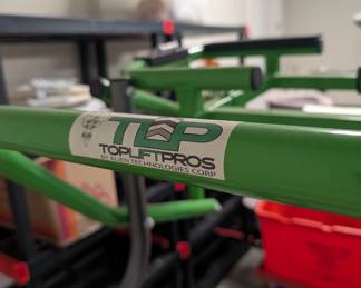 Top Lift Pros - hardtop removal and storage system designed for Jeep Wranglers.