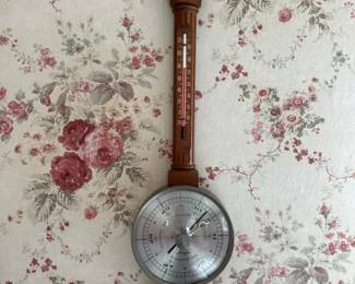 076 ainguidgermanwallweatherstationbaro