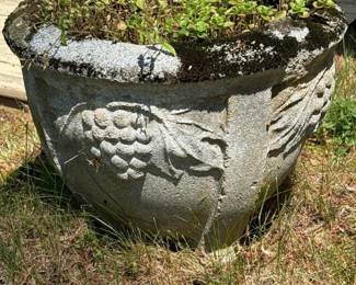315 concretegardenplanter