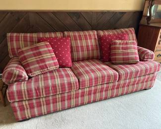 310 cozyplaidthreeseatsofa