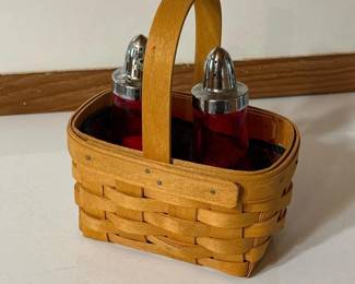 184 longabergerholidaysaltandpepperbask