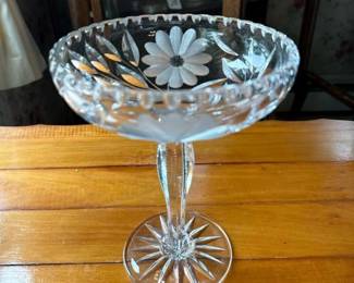 073 vintagecutglasspedestalcompotewith