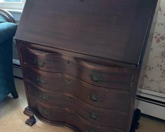 056 antiqueserpentinesecretarydesk