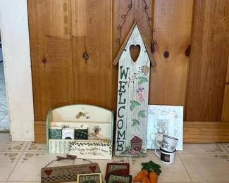 175 farmhousekitchendecorlotwelcomesign