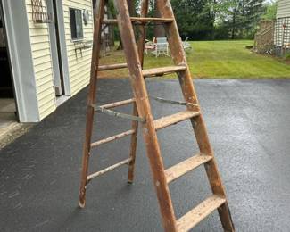 232 vintage6stepwoodenbabcockbellsyste
