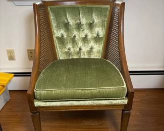 126 vintagemcmcanedarmchairwitholivegr