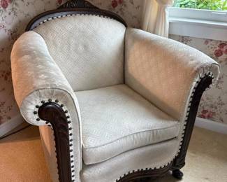 015 victorianstylecarvedwoodarmchair