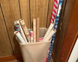 374 lotofwrappingpapergiftboxes