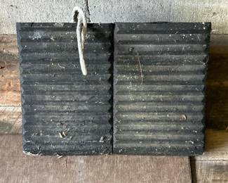 393 heavydutyrubberwheelchockswithrope