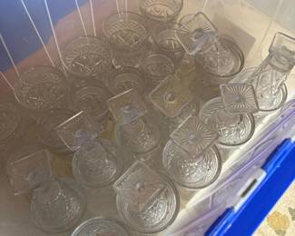 370 toteofvintageclearpressedglassgobl
