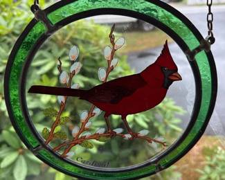 079 cardinalstainedglasssuncatcher