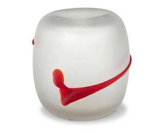 2291 An Italian art glass vase Mid-20th century Unmarked 5.625" H x 5.875" Dia. Estimate: $100 - $200