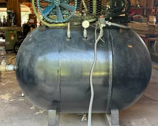  08 Professional Custom Built Compressor... A Standout Piece, Powerful, WellEngineered Shop Asset