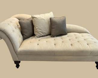 Havertys Traditional ButtonTufted MicroSuede Chaise Lounge