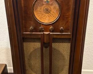 Working Vintage 3’ Tall 1936 SILVERTONE 4589 Radio * Sears & Roebuck Co.