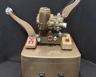 CORD??? * Vintage 1930s Bell & Howell 16mm Filmo Showmaster Silent Projector In Case