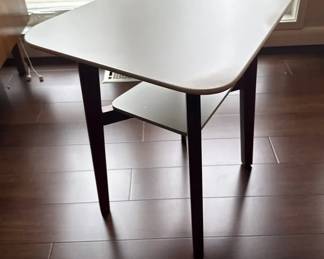 Quality MCM StyleEnd Table