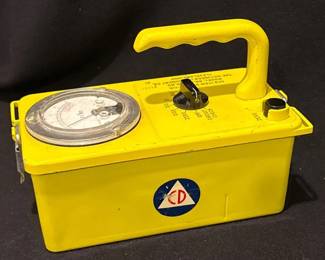 Vintage GEIGER Counter! * The Victoreen Instrument Co.