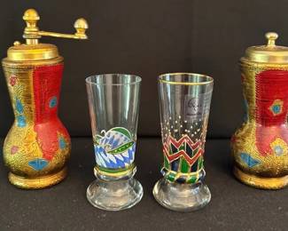 Unique Italian Salt & Pepper Mill * Hand Painted Nagel Shot Glasses *
