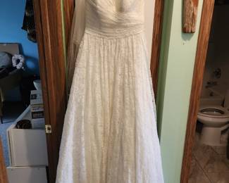David's Bridal wedding dress size 6