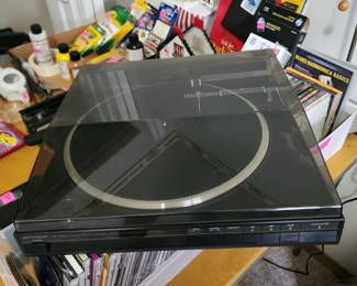 Technics SL-L20 turntable