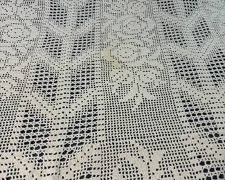 Vtg Crocheted Floral  Geometric Cream Tablecloth