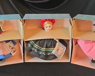 Madame Alexander Dolls Portugal, Finland, Belgium