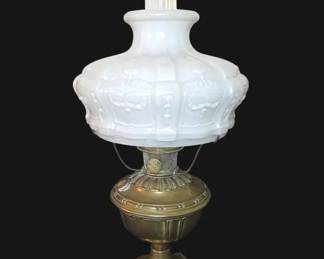 Vintage Model 7 Aladdin Kerosene Table Lamp