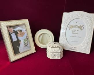 Lenox Frames And Musical Jewelry Box With Additional Ivory Colored Frame