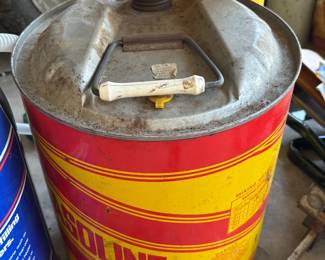5 gallons gas can