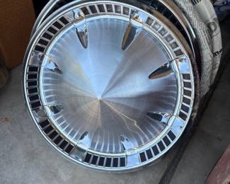 Hub caps