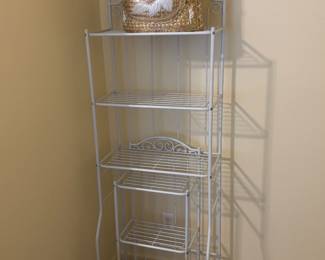 Bathroom shelves