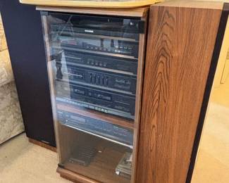 Magnavox stereo system