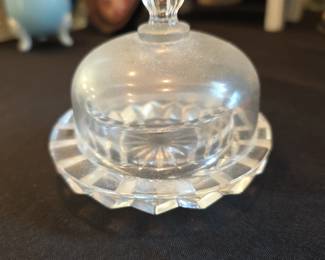 Mikasa Salina crystal butter or condiment dish