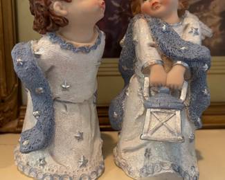 Figurines