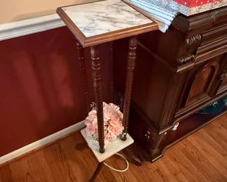 Vintage Victorian-Style Bobbin Turned Plant Stand with Marble Top