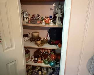 Assorted Seasonal Holiday Decorative Lot