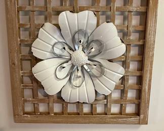 Stratton Home Decor Farmhouse White Metal and Wood Framed Flower Wall Decor