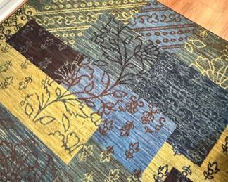 Contemporary Machine-Made Patchwork Area Rug