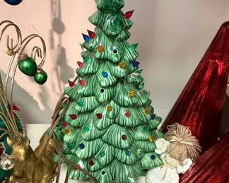 Vintage Ceramic Light-Up Christmas Tree - Atlantic Mold