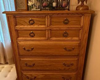 Broyhill Chest of Drawers