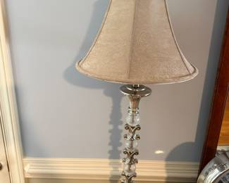 Traditional Table Lamp